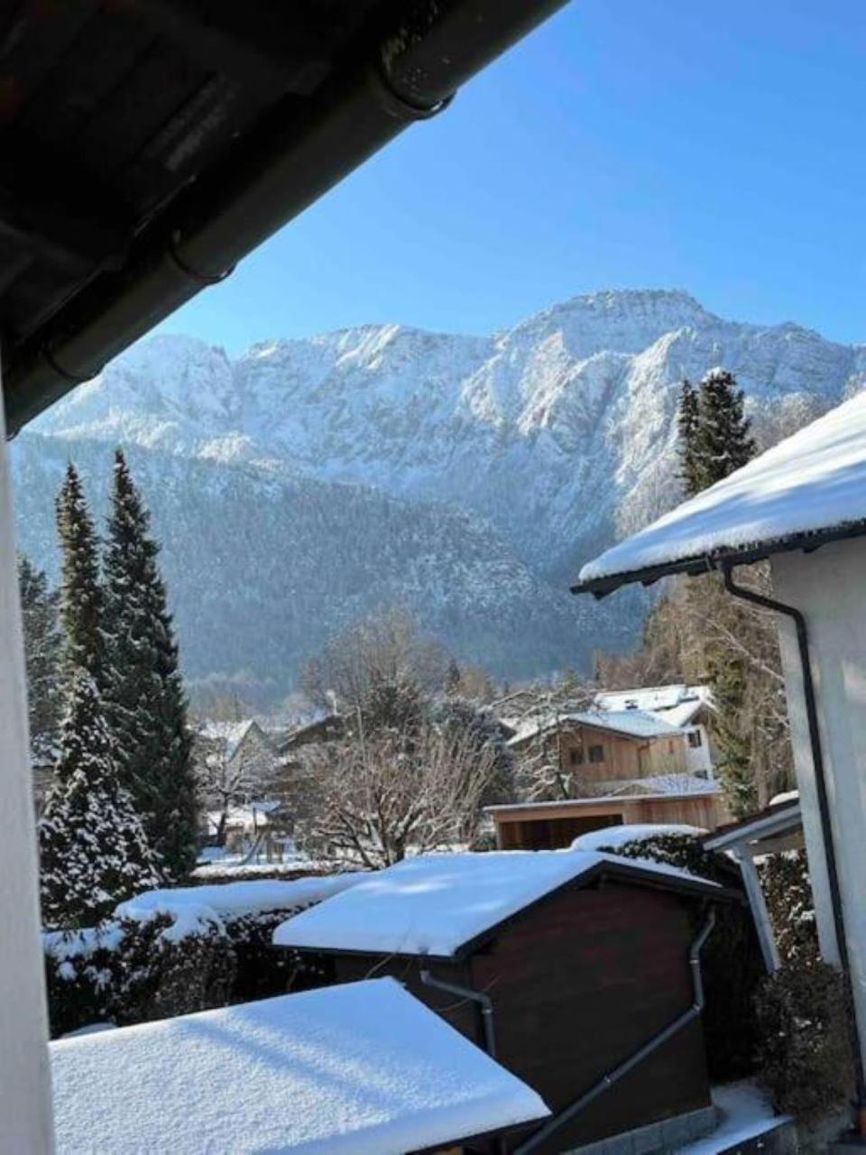 4 Mit Balkon Und Bergblick Großgmain